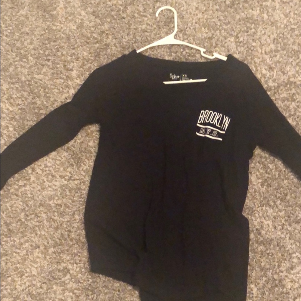 It’s a xs shirt